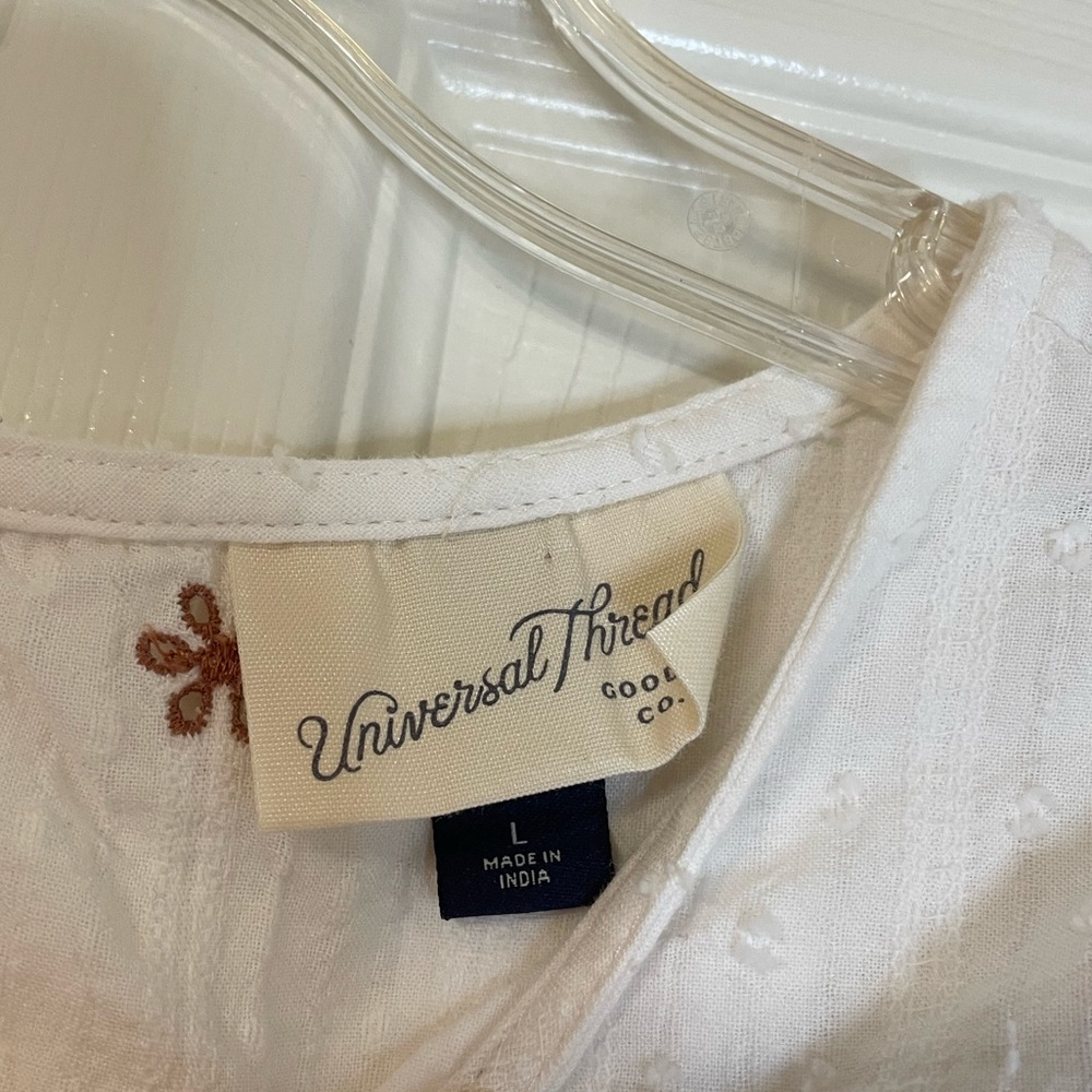 Universal Thread blouse - Picture 2 of 3